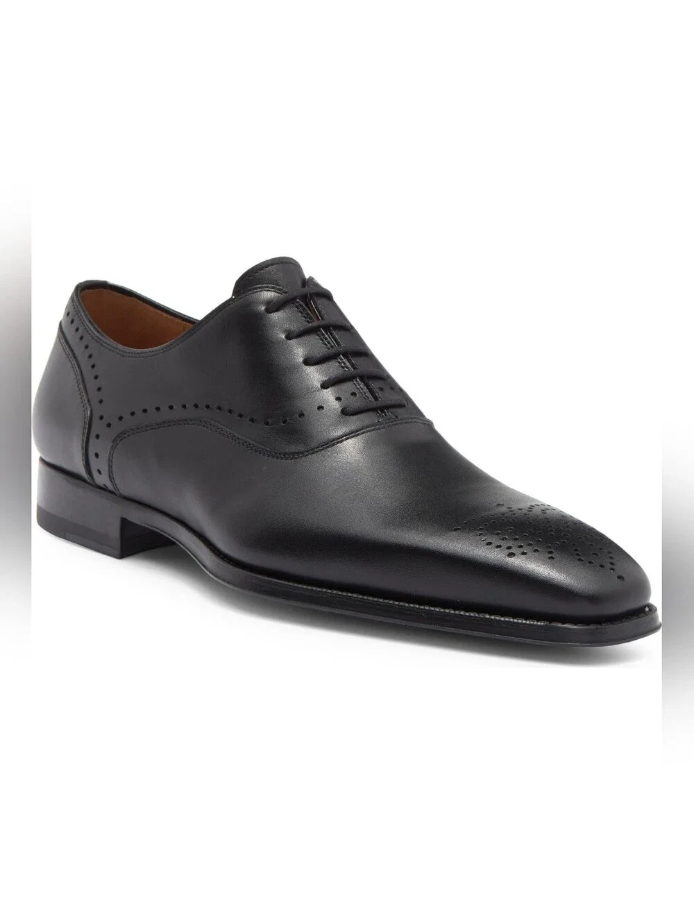 Magnanni 9.5 Black Henio Perforated Oxford